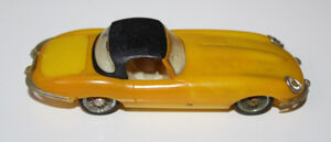 Zee Yellow Jaguar Convertible Plastic Vintage Toy Car Vehicle Model 2080